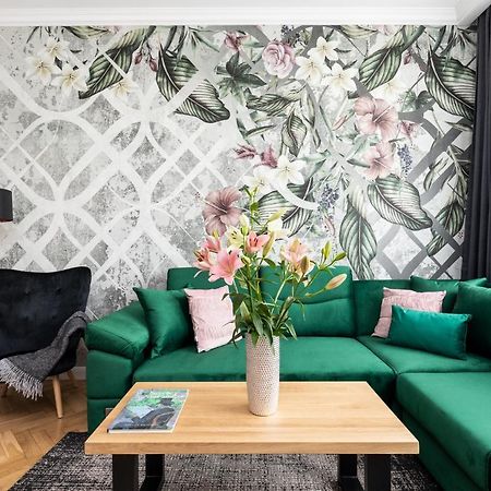 Luxe Living Krakow Apartment ภายนอก รูปภาพ