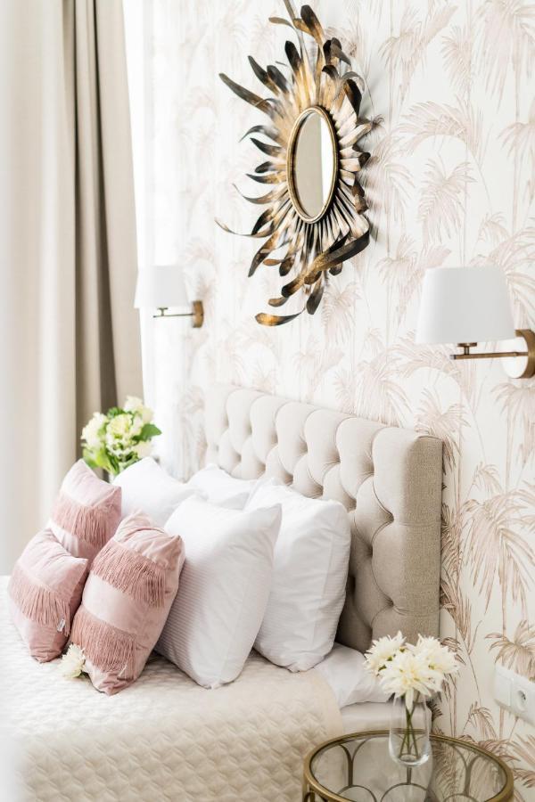 Luxe Living Krakow Apartment ภายนอก รูปภาพ