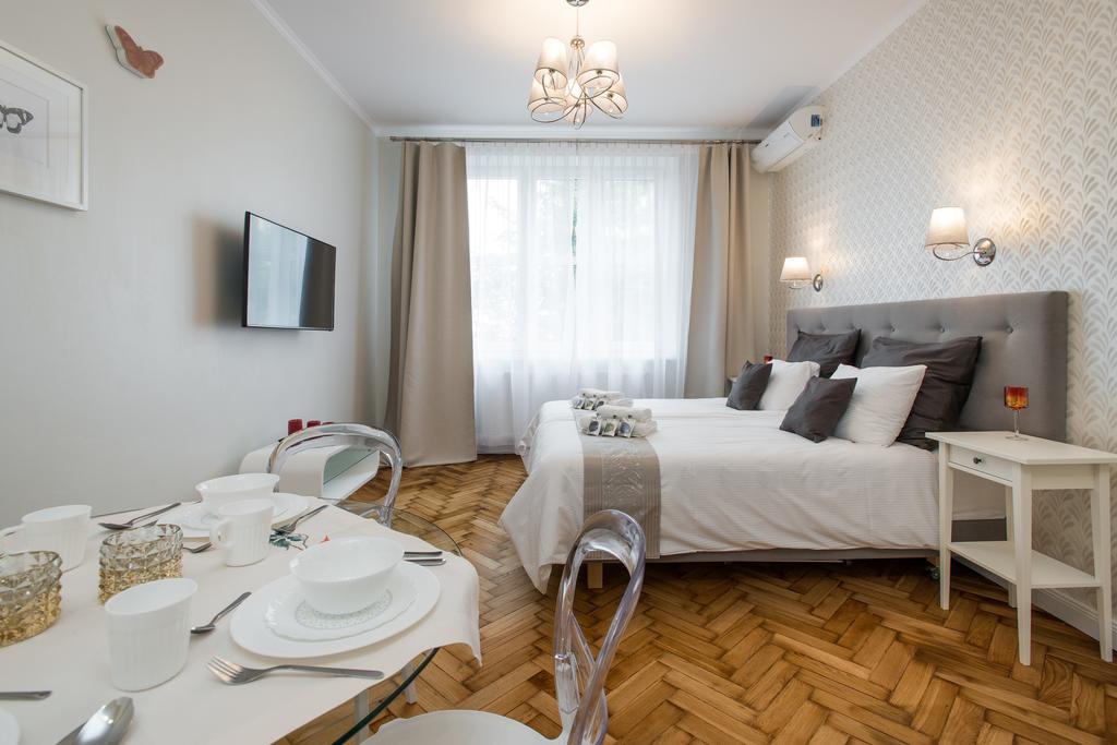 Luxe Living Krakow Apartment ภายนอก รูปภาพ