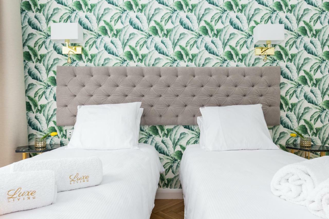 Luxe Living Krakow Apartment ภายนอก รูปภาพ