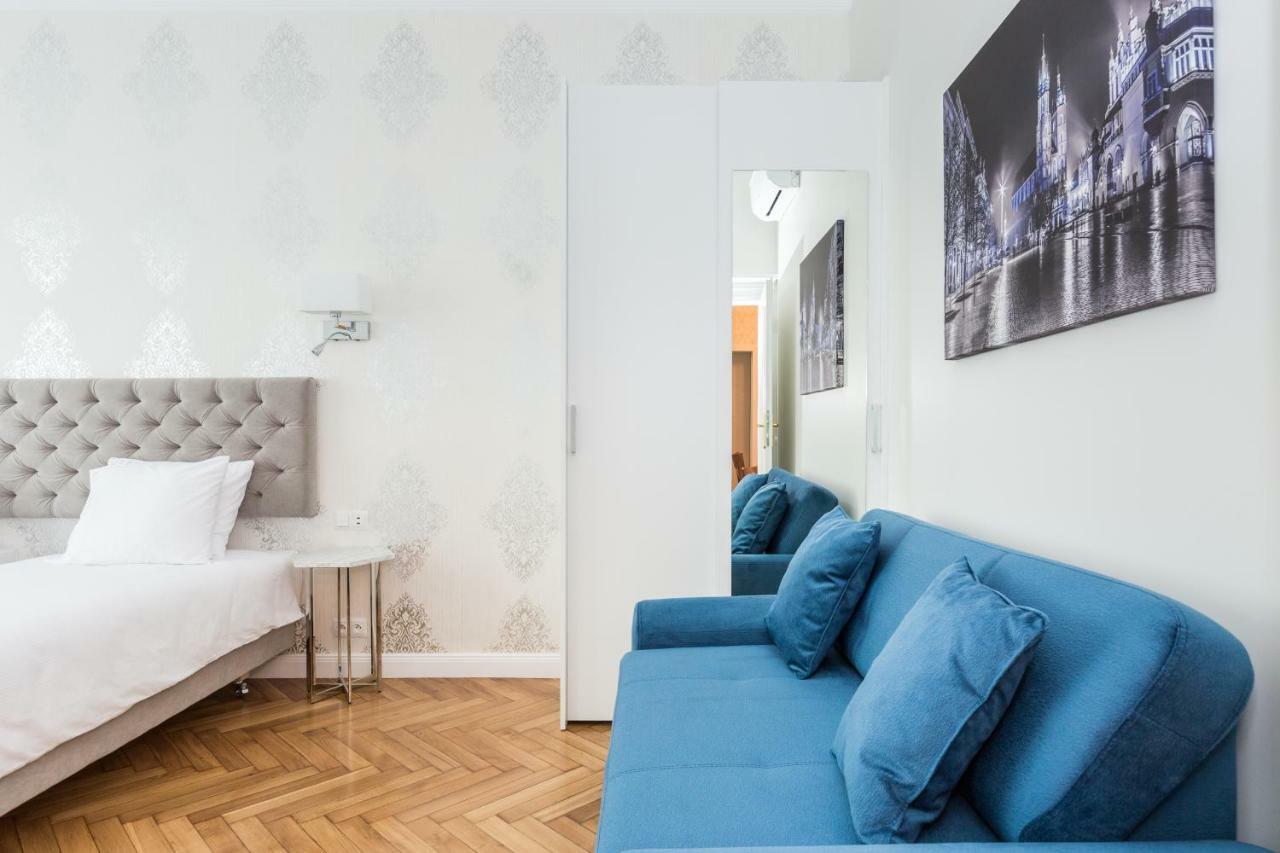 Luxe Living Krakow Apartment ภายนอก รูปภาพ
