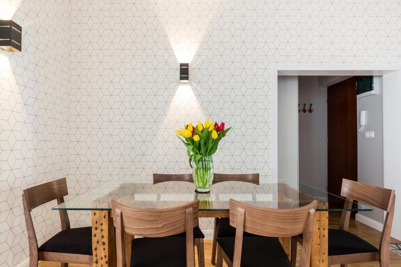 Luxe Living Krakow Apartment ภายนอก รูปภาพ