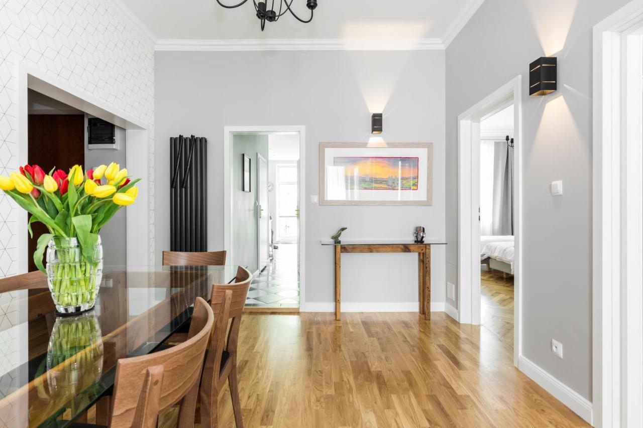 Luxe Living Krakow Apartment ภายนอก รูปภาพ